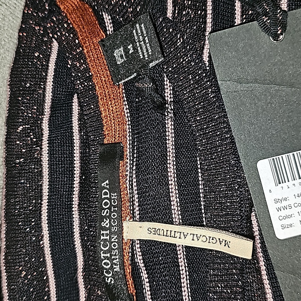 NWT Scotch & Soda Metallic Threaded Striped Scoop Neck Lightweight Sweat… - Picture 4 of 7